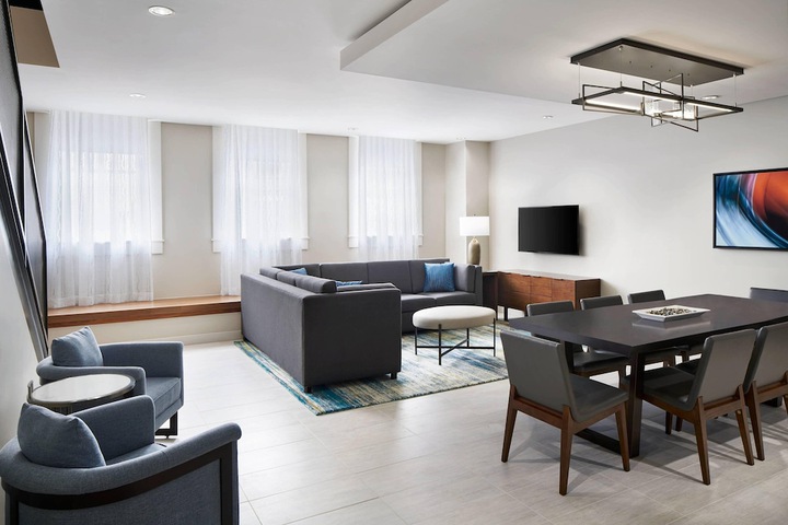 Room 14 of 49