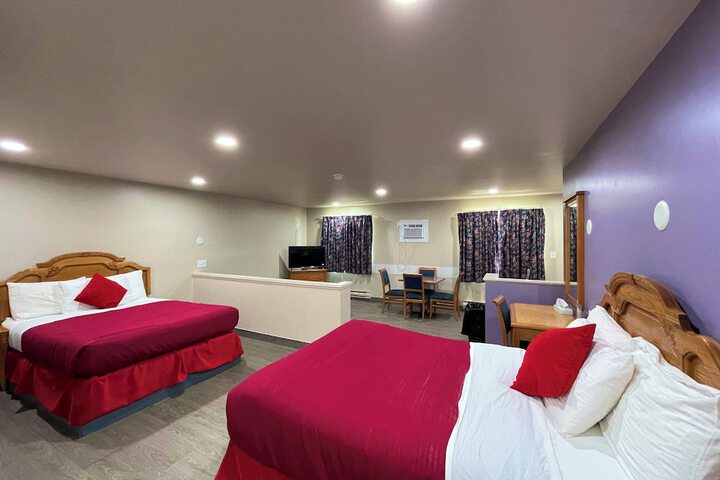 Room 34 of 41