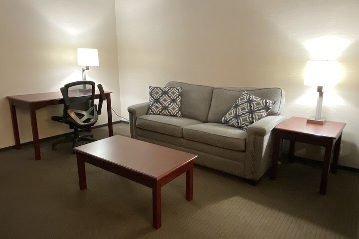 Room 60 of 82