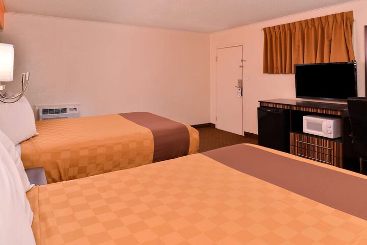 Room 19 of 23