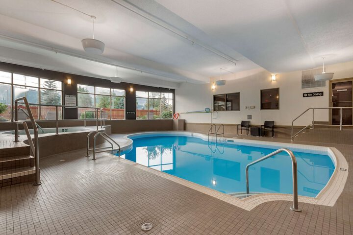 Pool 4 of 31