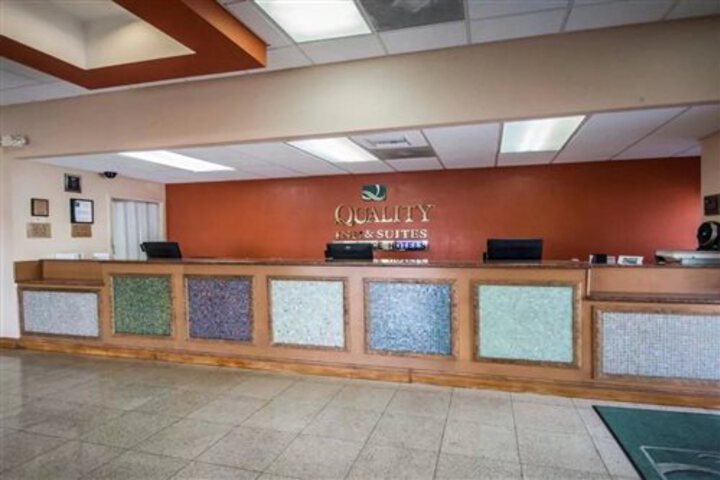 QUALITY INN AND SUITES EASTGATE
