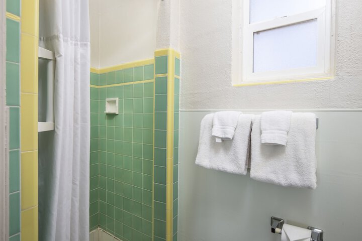 Room 30 of 58