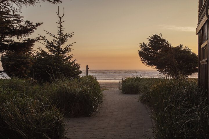 Long Beach Lodge Resort
