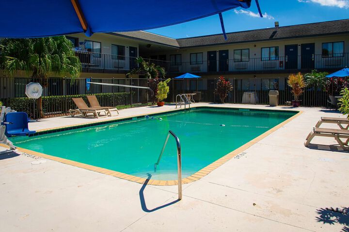 Pool 7 of 55