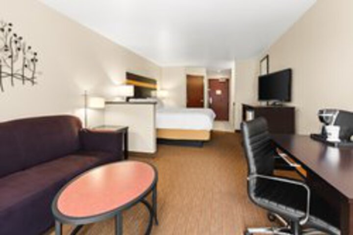 Room 90 of 245