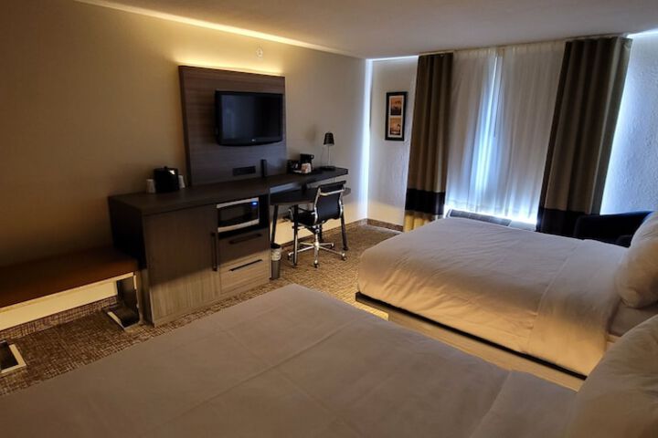 Room 19 of 42