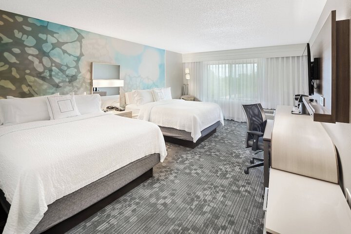 Room 15 of 25