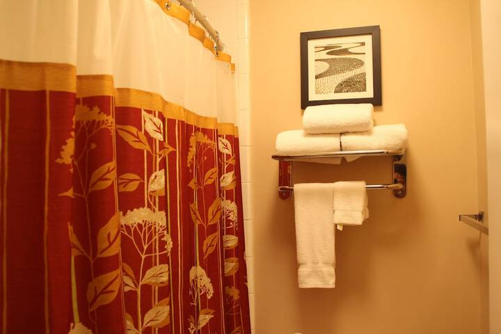 Room 21 of 40