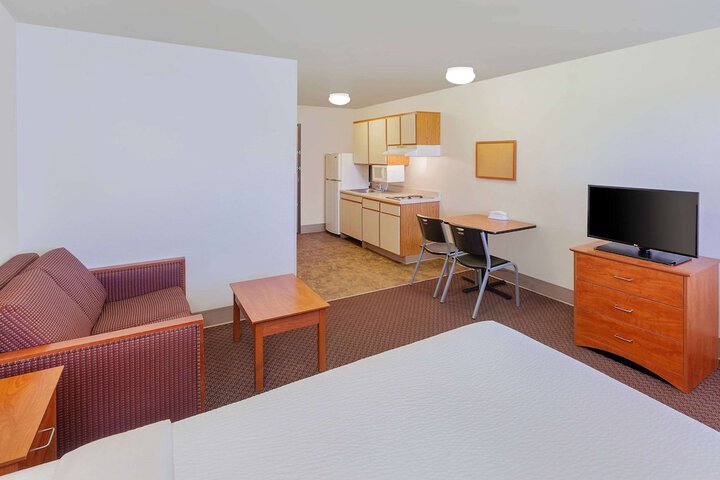 Room 25 of 27