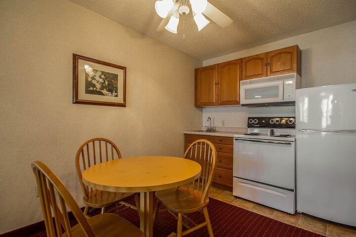 Room 21 of 43