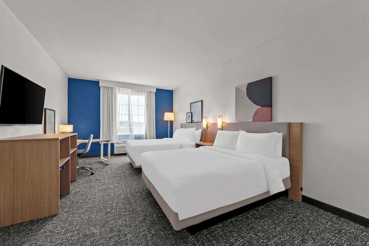 Spark by Hilton Selma