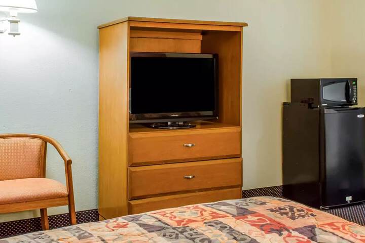 Room 19 of 32