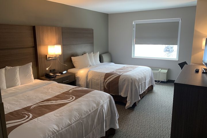 Room 28 of 37