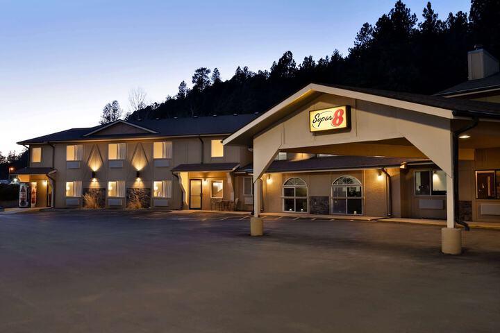Hotel 2 of 41