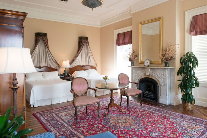 Room 21 of 39