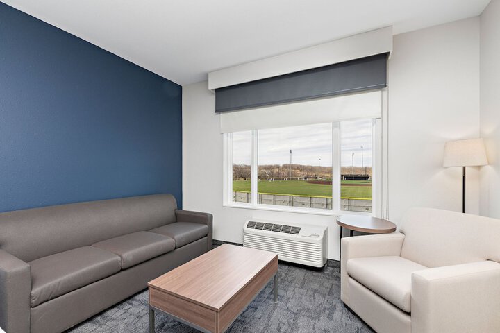 Room 82 of 105