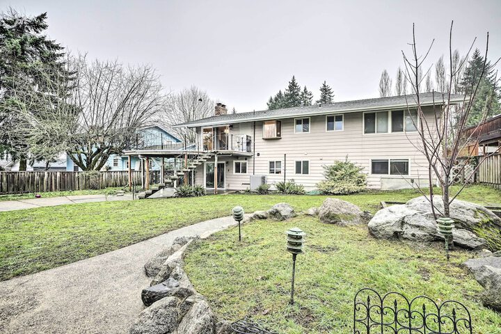 Spacious Kent Home 17 Mi to Dtwn Seattle!