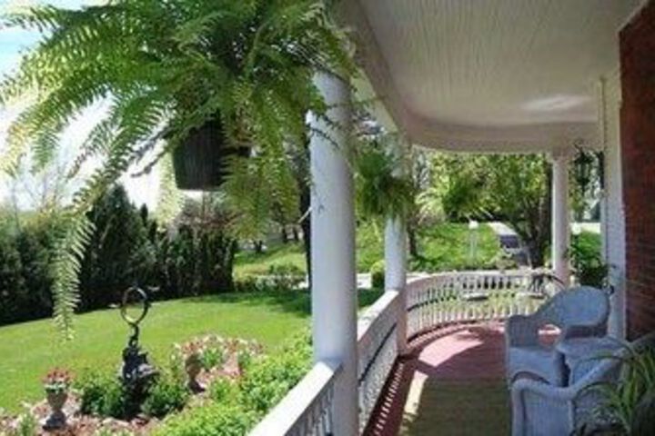 Pillar Inn