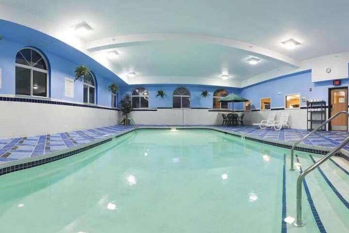 Pool 4 of 37