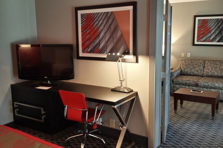 Room 35 of 72