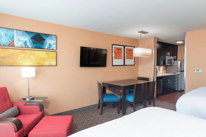 Room 11 of 31