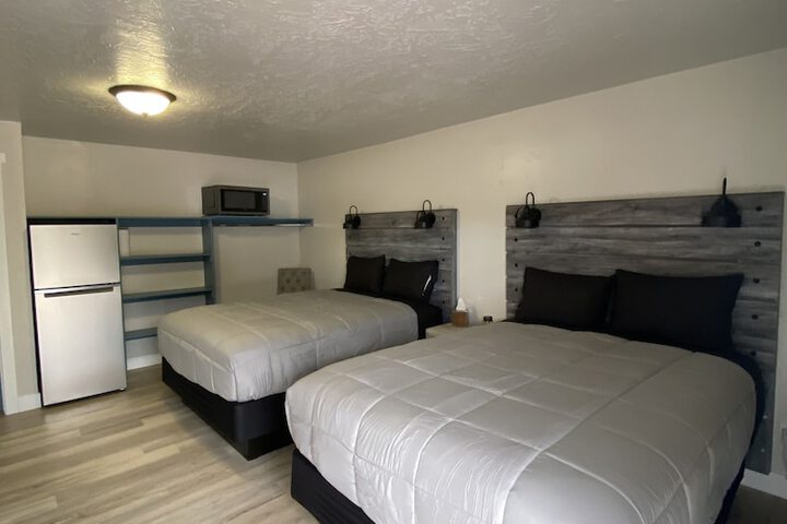 Room 14 of 15