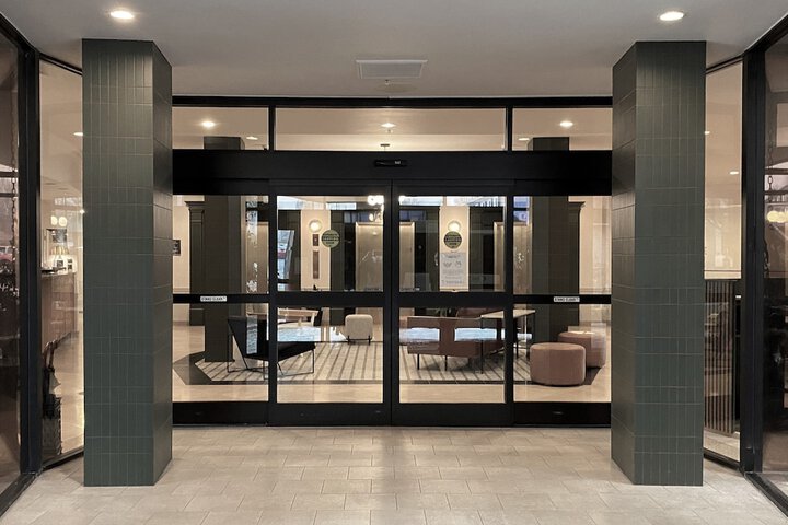 Hotel 3 of 94