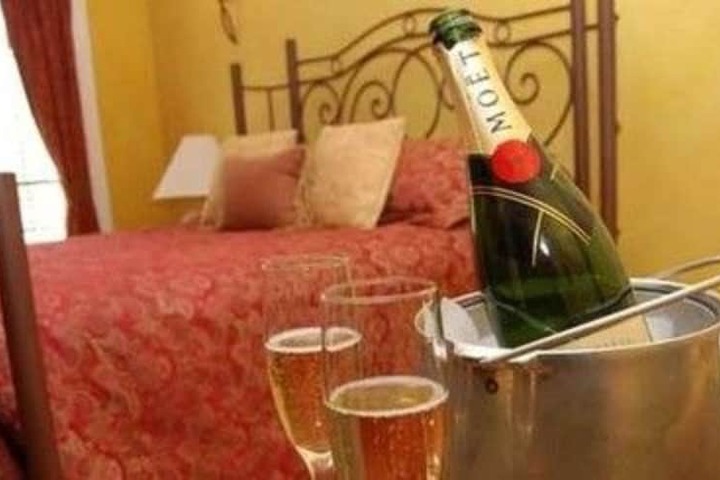 The Lakehouse Bed & Breakfast