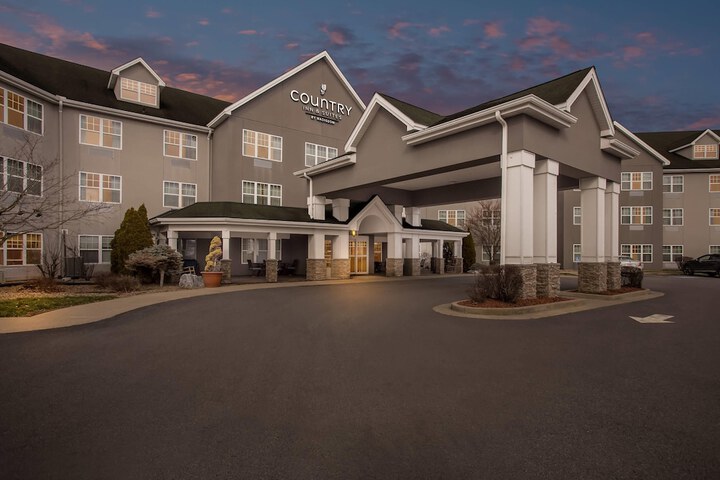 Country Inn & Suites by Radisson Beckley, WV