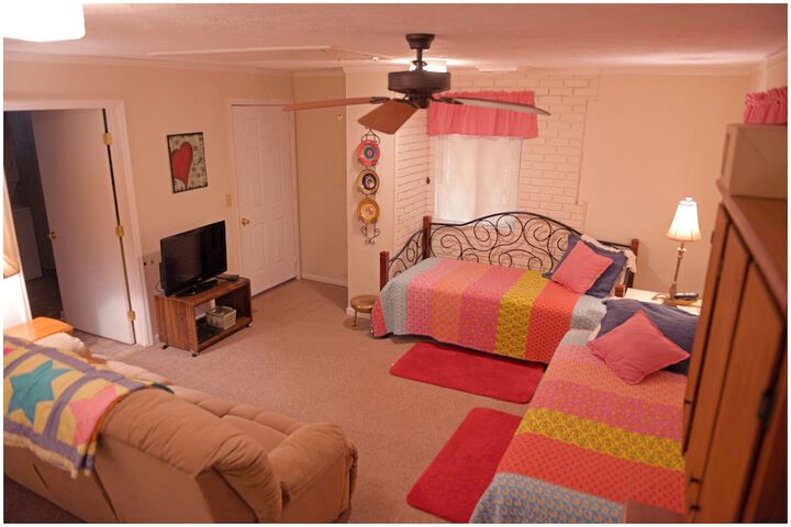 Room 206 of 399
