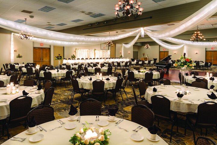 Arrowwood Resort Hotel and Conference Center - Alexandria MN