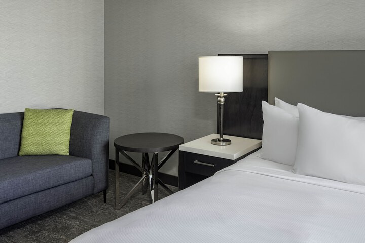 Room 13 of 51