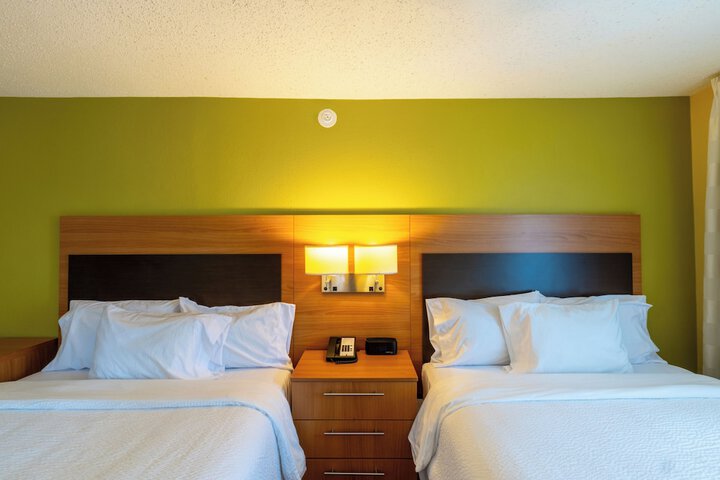 Candlewood Suites Bedford Fort Worth by IHG