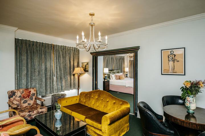 Room 41 of 95