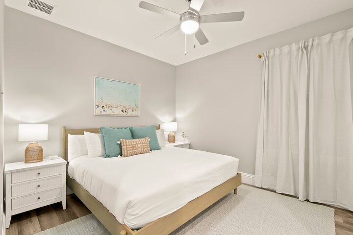 NEW Canopy Cabana Luxury Downtown Apt
