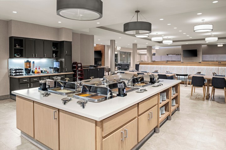 Homewood Suites by Hilton Anaheim Resort – Convention Center