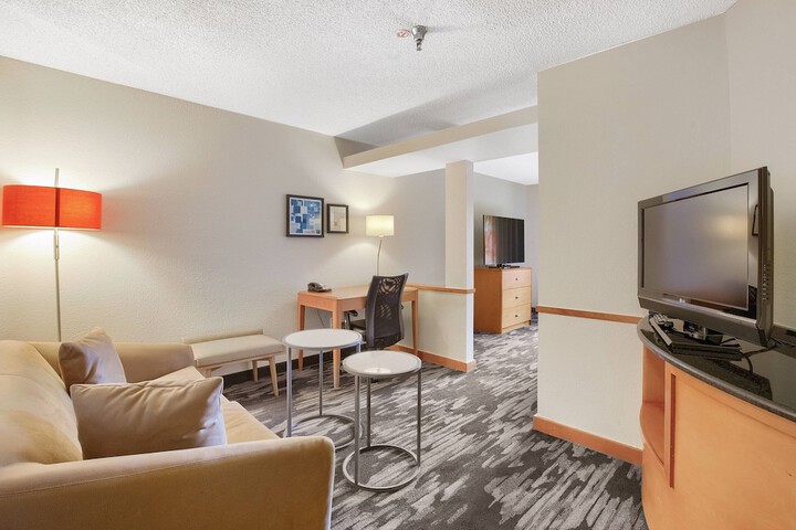 Room 15 of 47