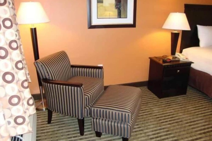 Room 13 of 35