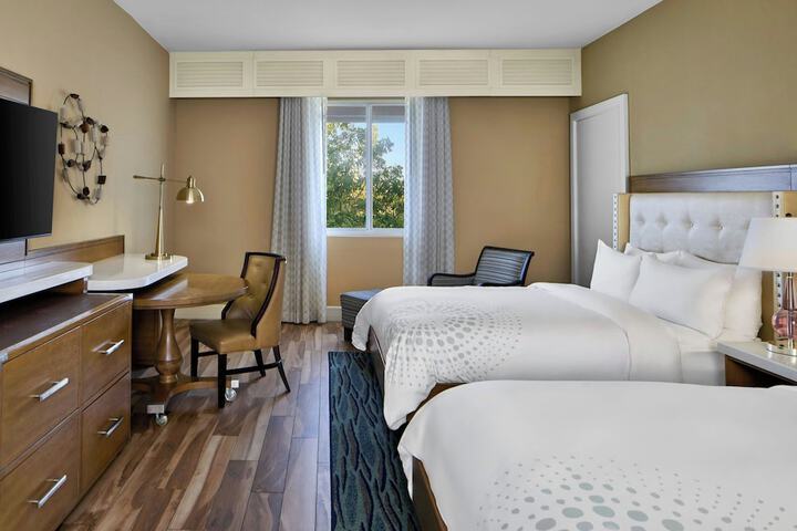 Playa Largo Resort & Spa Autograph Collection