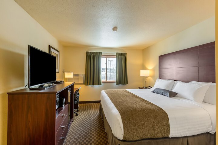 Room 12 of 34