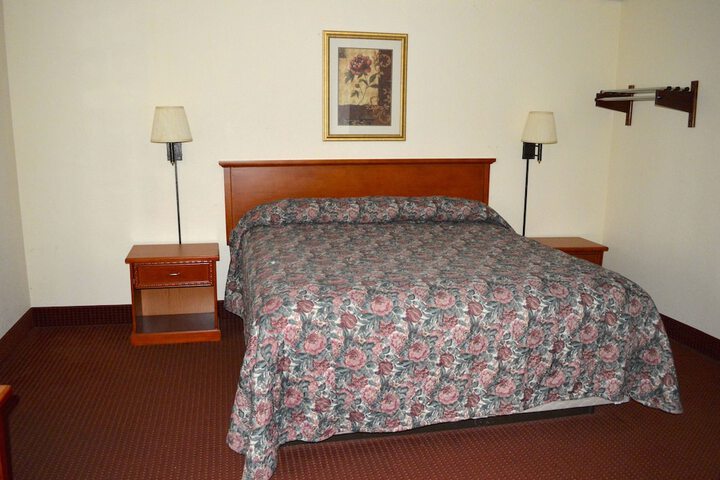 Room 21 of 25