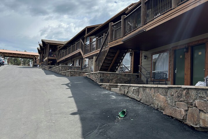 Hotel 10 of 87