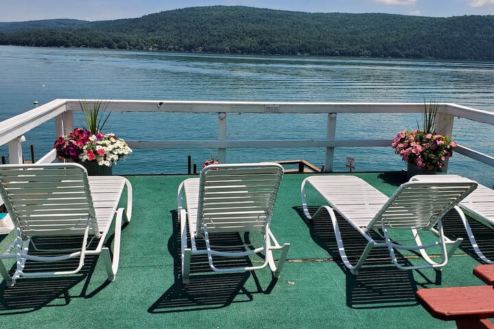 Lake View Motel