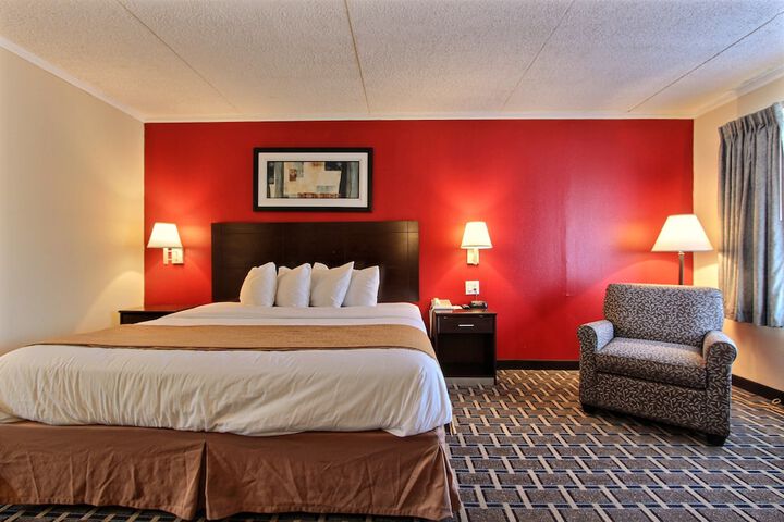 Room 32 of 45