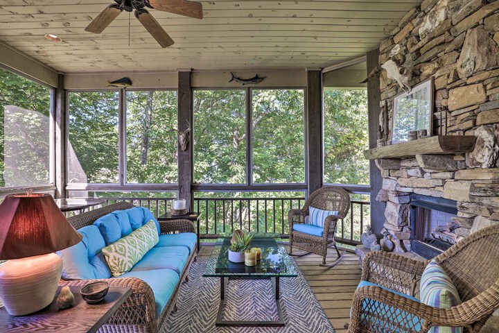 Surrounded by Natl Forest: Condo w / Majestic View