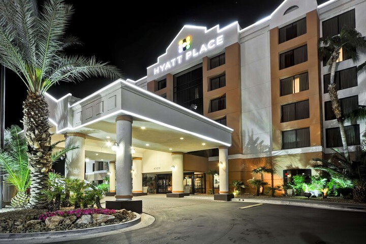 Hotel 1 of 41