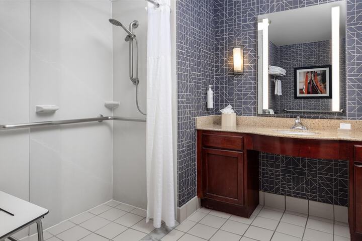 Homewood Suites by Hilton Dulles-North / Loudoun
