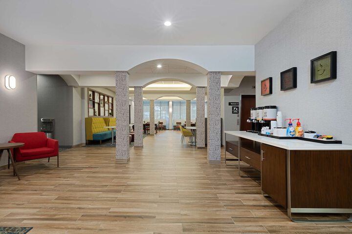 Hotel Interior 9 of 51