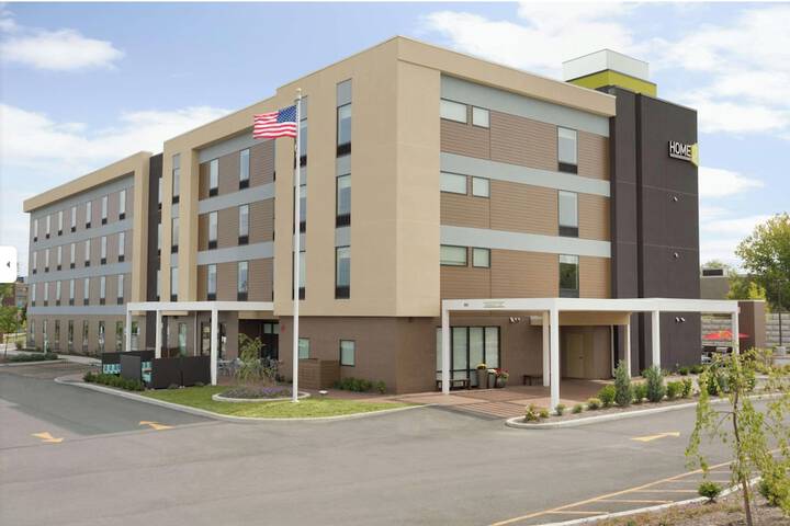 Hotel 2 of 37